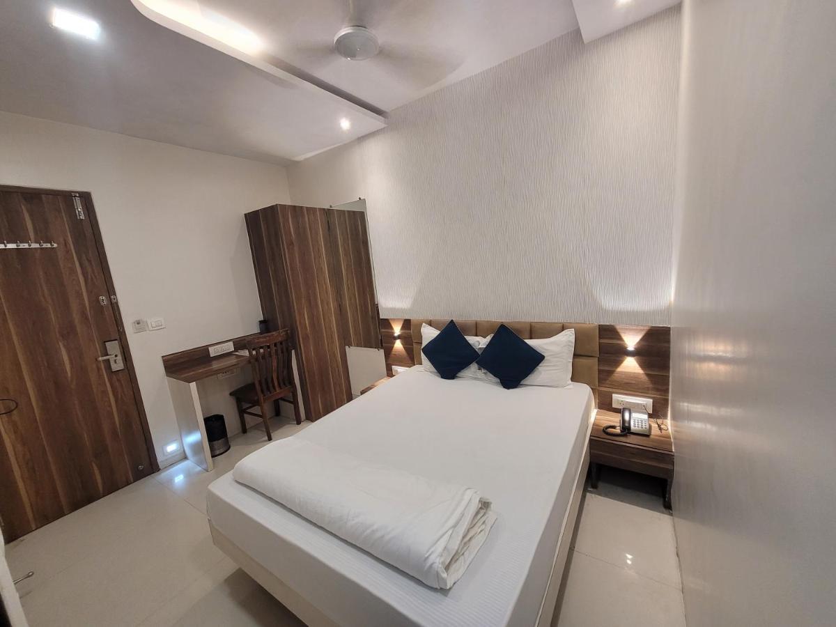 Hotel Heritage - Near Trade Center, Visa Consulate Bkc Mumbai Exterior photo